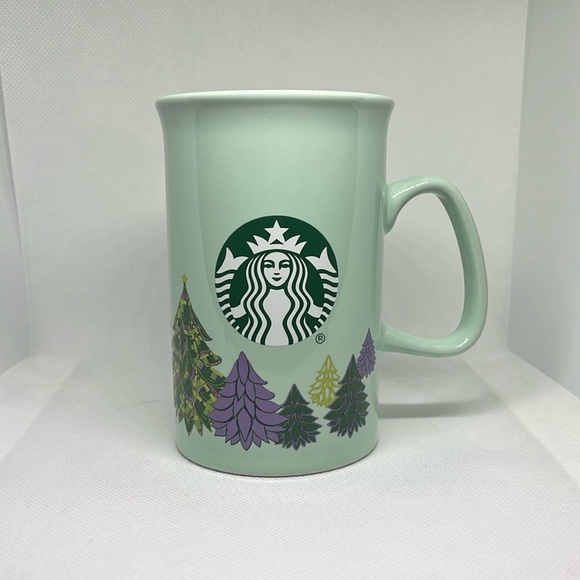 Starbucks 2020 Christmas tree 11 oz green mug - Picture 1 of 8